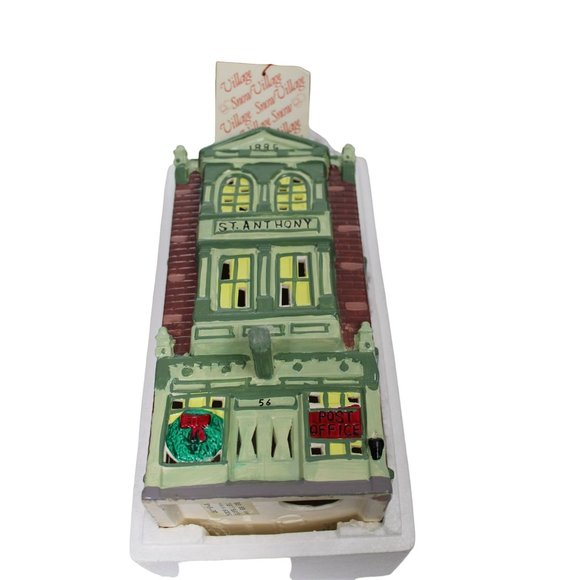 DEPT 56 THE ORIGINAL SNOW VILLAGE "ST. ANTHONY HOTEL"